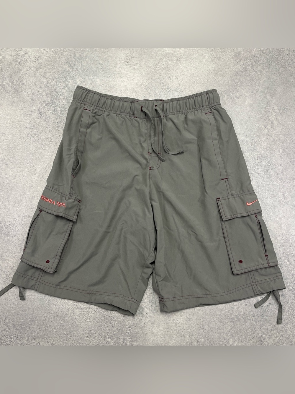 Vintage Y2K Nike Sportswear Virginia Tech Hokies Gray Lightweight Cargo Shorts